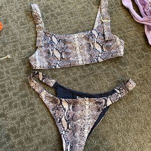 Frankies Bikinis snake print